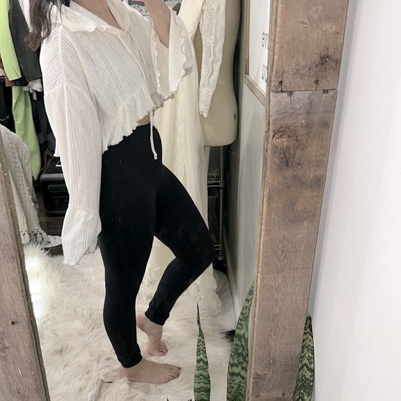 Out from under boho ivory color hooded knit top size small - Picture 3 of 7